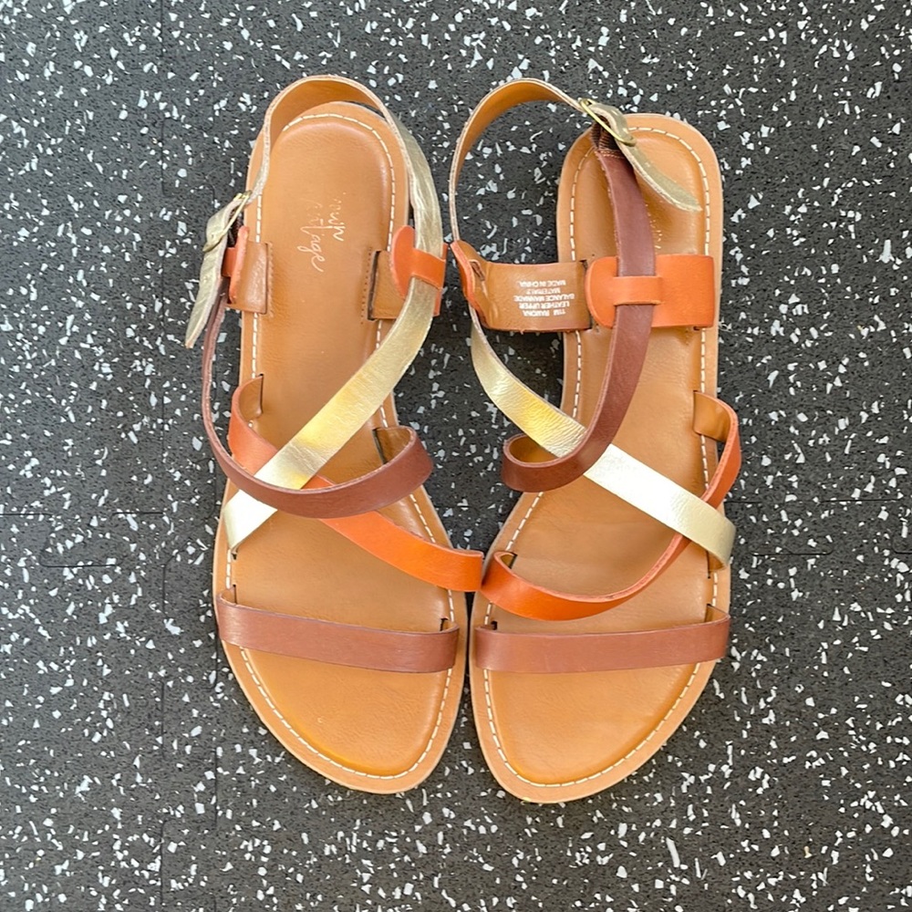 Brown Sandals w/Metallic Strap, Size 11
